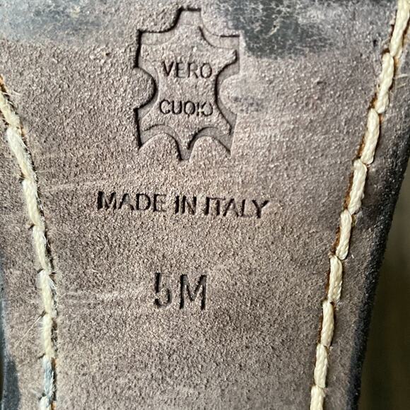 Donald J. Pliner Black Heeled Boots - Picture 10 of 11